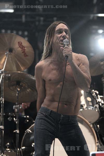 IGGY POP AND THE STOOGES - 2007-09-15 - LA COURNEUVE - Parc Departemental - Grande Scene - 